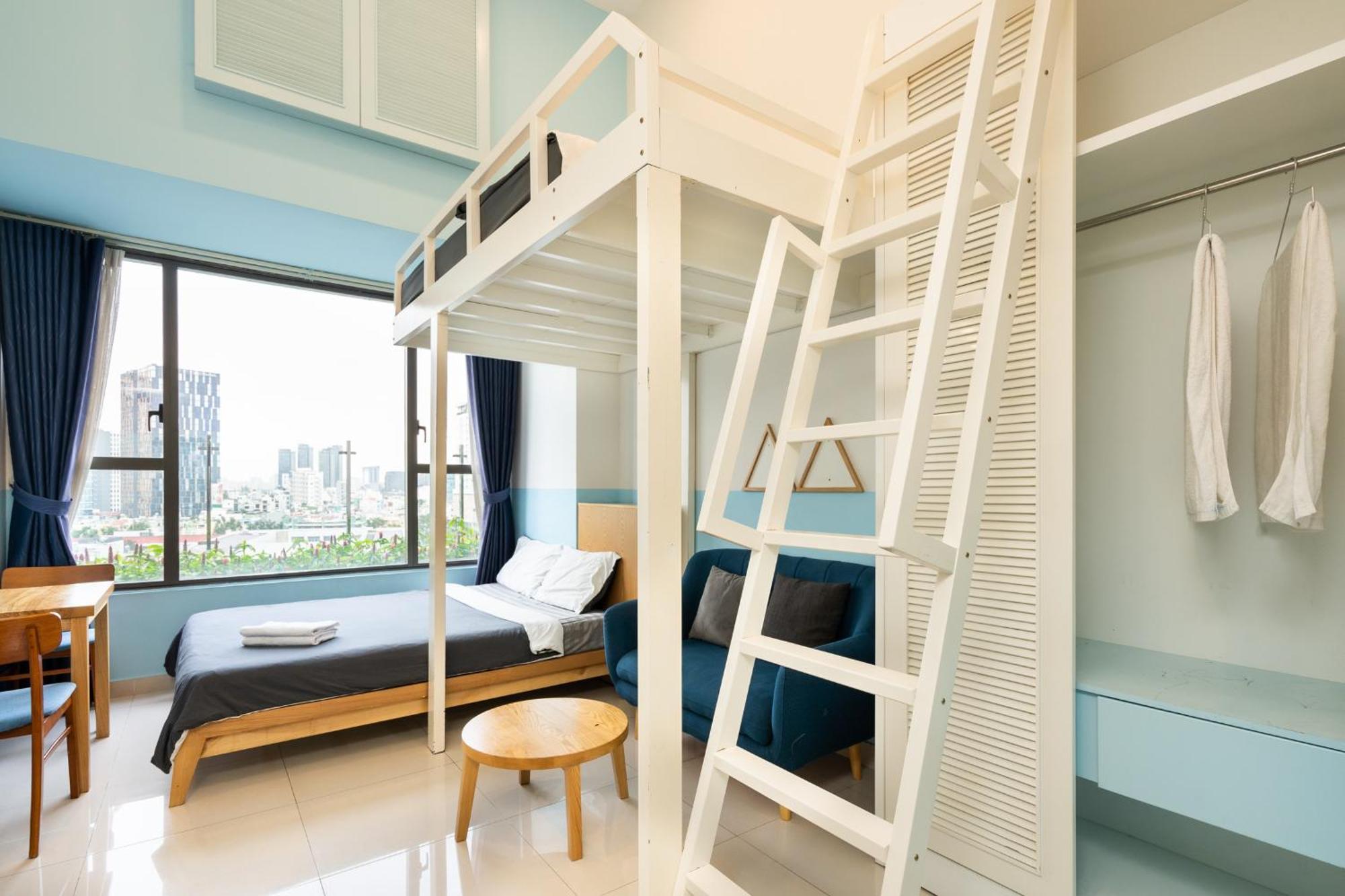 Apartment 2 Beds At Rivergate Residences
